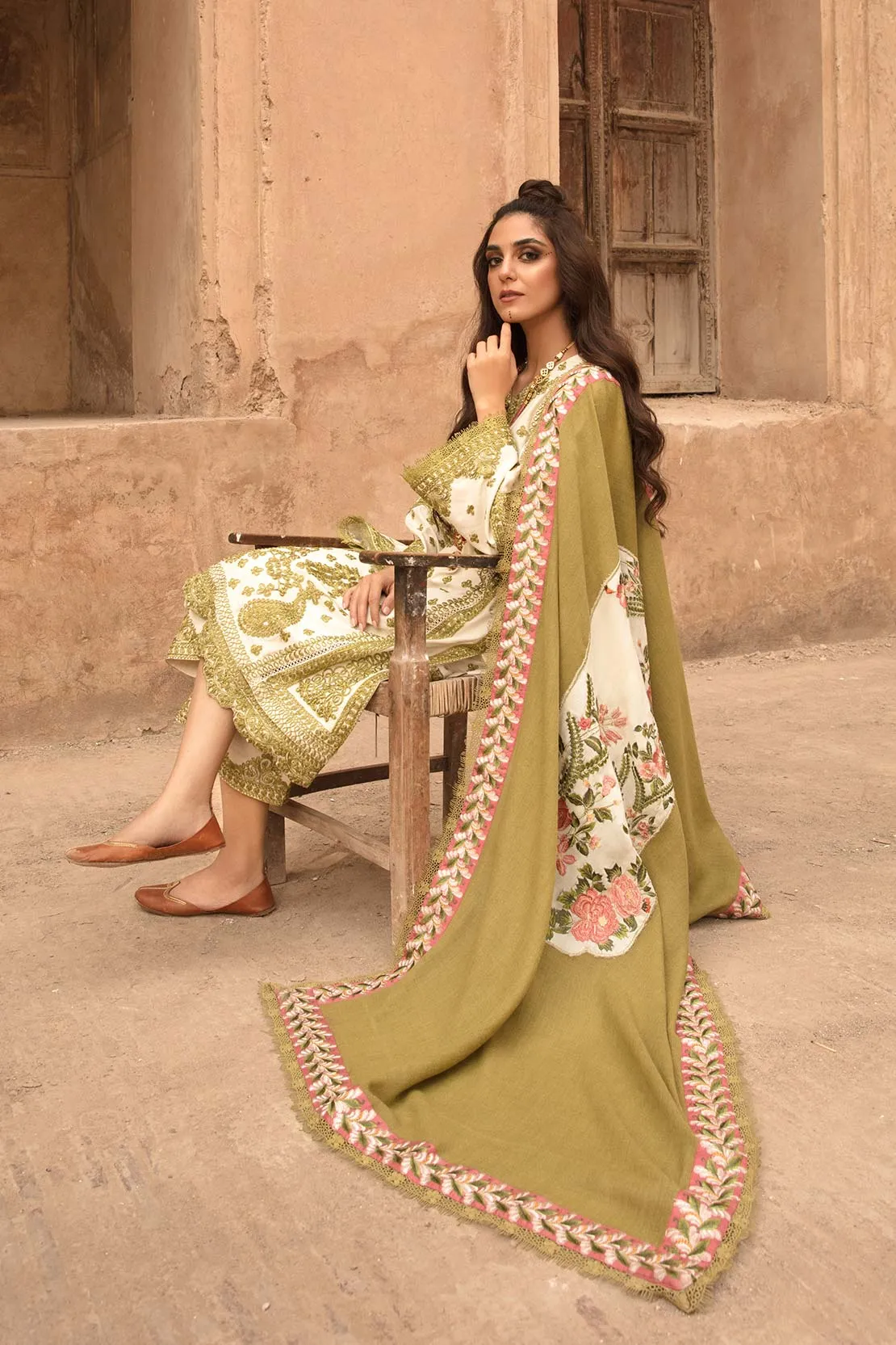 Crimson X Saira Shakira Winter Collection 2020 – Marori Separates - Ivory