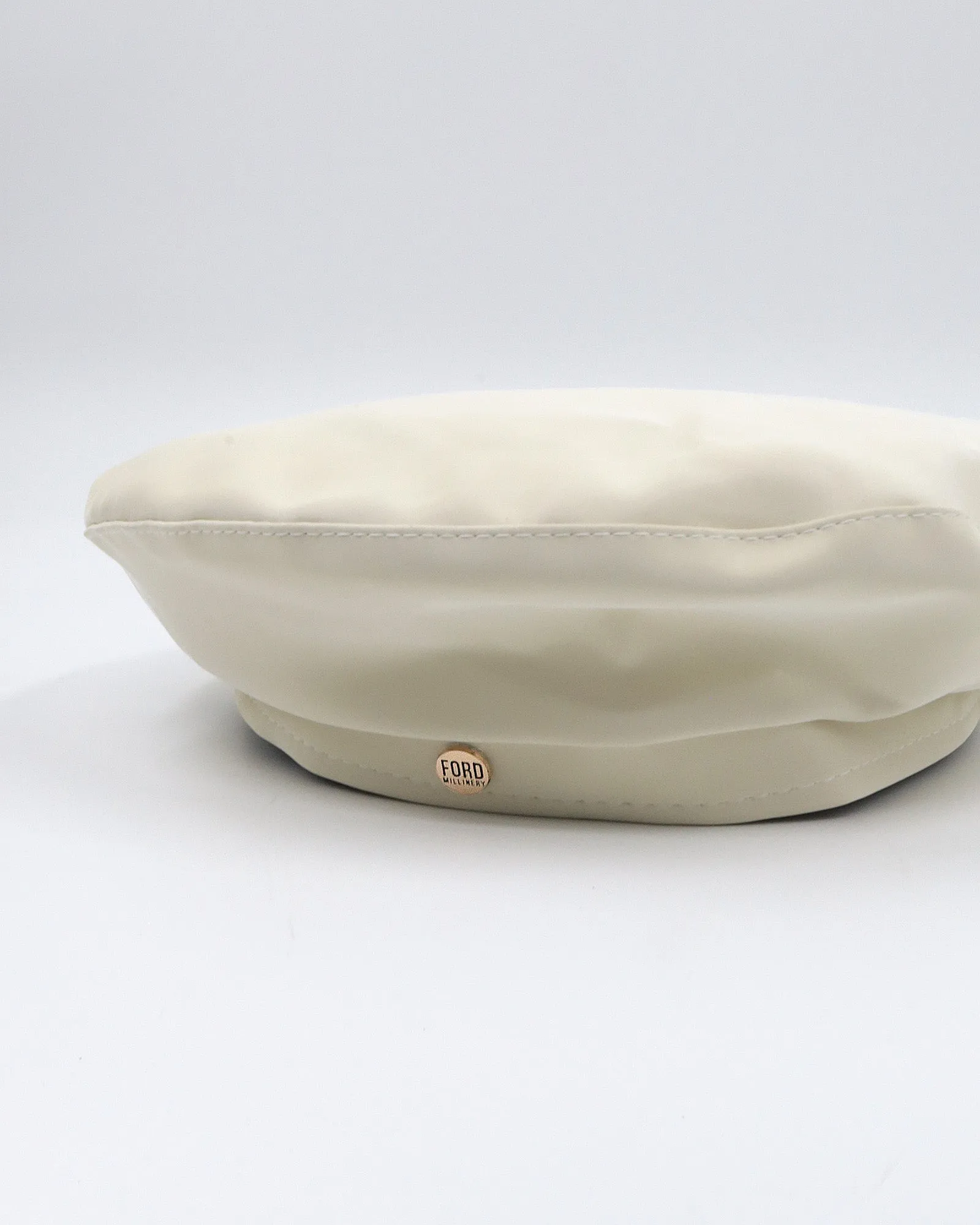 SLICK BERET (cream)