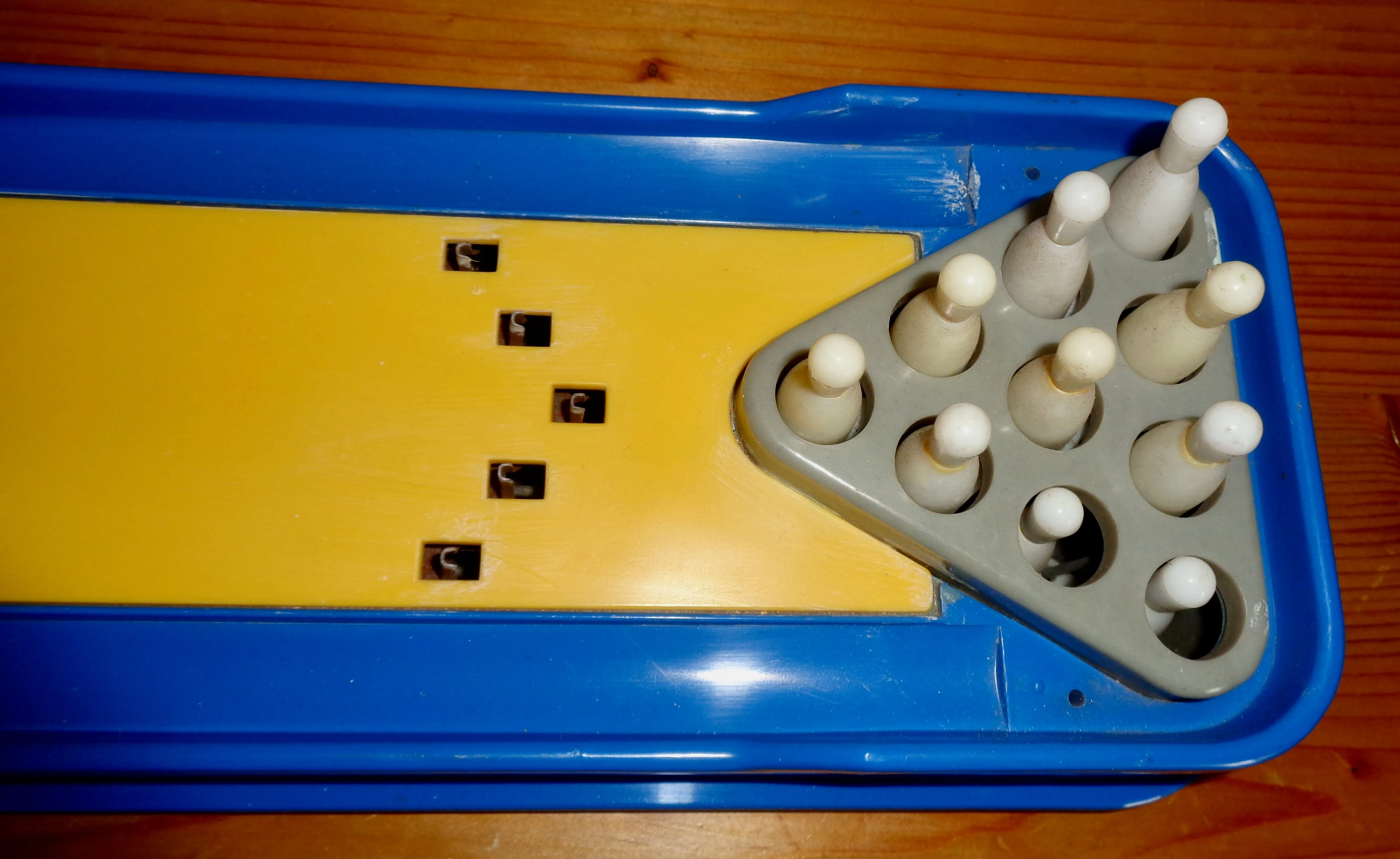 Vintage Tabletop Toy 10-Pin Bowling Game By Tomy